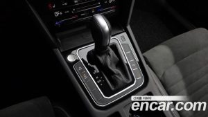 Volkswagen Passat 2.0 TDI Premium 2022 года из Южной Кореи