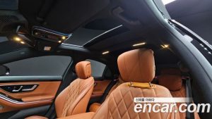 Mercedes-Benz S-Class S400 d 4MATIC 2023 года из Южной Кореи