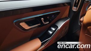Mercedes-Benz S-Class S400 d 4MATIC 2023 года из Южной Кореи