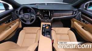 Volvo S90 B6 AWD ULTIMATE Bright 2023 года из Южной Кореи