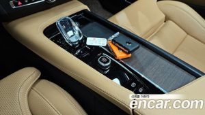 Volvo S90 B6 AWD ULTIMATE Bright 2023 года из Южной Кореи