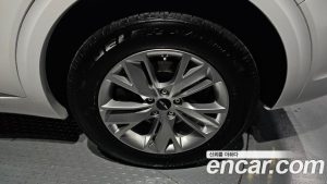 Genesis GV70 2.5T Бензин AWD 2025 года из Южной Кореи