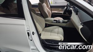Genesis GV70 2.5T Бензин AWD 2025 года из Южной Кореи