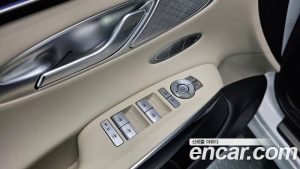 Genesis GV70 2.5T Бензин AWD 2025 года из Южной Кореи