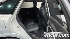 Audi Q5 40 TFSI 4WD S Line 2025 года из Южной Кореи
