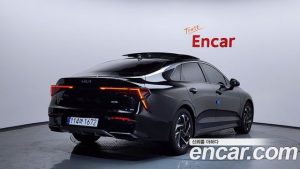 Kia K5 Signature 2024 года из Южной Кореи