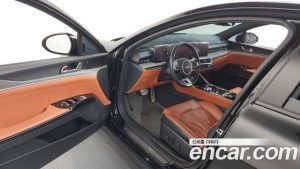 Kia K5 Signature 2024 года из Южной Кореи