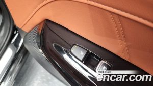 Kia K5 Signature 2024 года из Южной Кореи