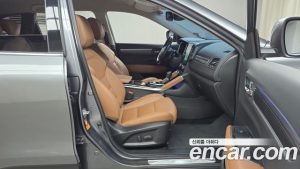 Renault-KoreaSamsung QM6 2.0 GDe RE Signature 2WD 2022 года из Южной Кореи