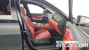 Genesis GV70 2.5T Бензин 2WD 2025 года из Южной Кореи