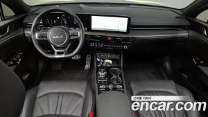 Kia K5 1.6 Turbo 2025 года из Южной Кореи