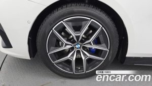 BMW 5-Series 523d M Sport 2024 года из Южной Кореи