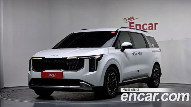 Kia Canival 9-Seater Signature 2024 года из Кореи