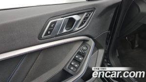 BMW 2-Series 220i M Sport 2023 года из Южной Кореи