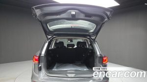 Renault-KoreaSamsung QM6 2.0 GDe RE 2WD 2026 года из Южной Кореи