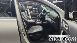 Mercedes-Benz GLE-Class GLE300d 4MATIC 2024 года из Южной Кореи