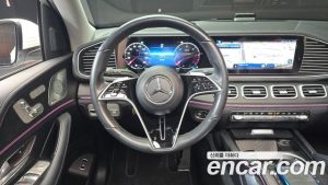 Mercedes-Benz GLE-Class GLE300d 4MATIC 2024 года из Южной Кореи