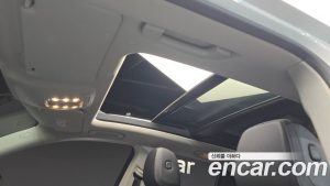 Mercedes-Benz GLE-Class GLE300d 4MATIC 2024 года из Южной Кореи