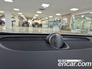 Volvo V90 B5 Ultra AWD 2025 года из Южной Кореи