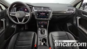 Volkswagen Tiguan 2.0 TDI Premium 2023 года из Южной Кореи