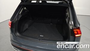 Volkswagen Tiguan 2.0 TDI Premium 2023 года из Южной Кореи