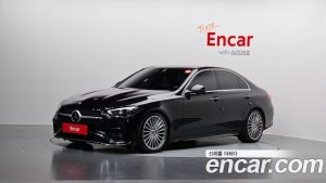 Mercedes-Benz C-Class C300 4MATIC AMG Line 2023 года из Южной Кореи