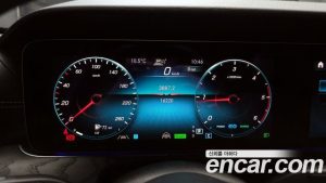 Mercedes-Benz E-Class E220d 4MATIC AMG Line 2023 года из Южной Кореи