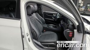 Mercedes-Benz E-Class E220d 4MATIC AMG Line 2023 года из Южной Кореи