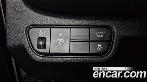 Kia Seltos Бензин 1.6 Turbo 4WD 2024 года из Южной Кореи