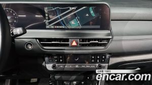 Kia Seltos Бензин 1.6 Turbo 4WD 2024 года из Южной Кореи