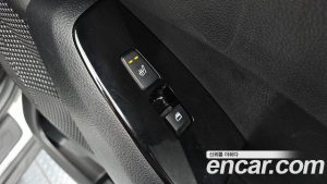 Kia Seltos Бензин 1.6 Turbo 4WD 2024 года из Южной Кореи