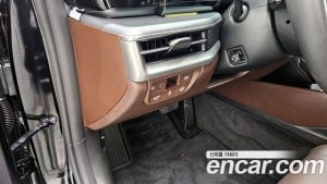 Hyundai Grandeur Exclusive 2024 года из Южной Кореи