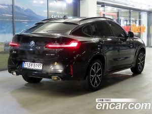 BMW X4 xDrive20i M Sport 2023 года из Южной Кореи