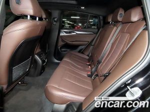 BMW X4 xDrive20i M Sport 2023 года из Южной Кореи