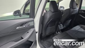 BMW 2-Series 220i Luxury 2023 года из Южной Кореи