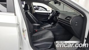 Volkswagen Jetta 1.5 TSI Prestige 2023 года из Южной Кореи