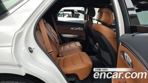 Genesis GV70 2.5T Бензин AWD 2025 года из Южной Кореи