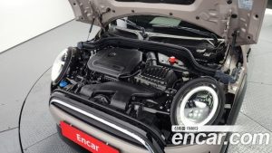 Mini Cooper CLASSIC 2024 года из Южной Кореи