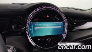 Mini Cooper CLASSIC 2024 года из Южной Кореи