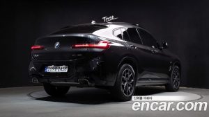BMW X4 xDrive20i M Sport 2023 года из Южной Кореи