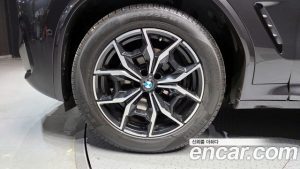 BMW X4 xDrive20i M Sport 2023 года из Южной Кореи