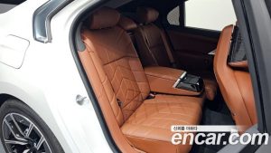BMW 7-Series 740d xDrive M Sport 2025 года из Южной Кореи
