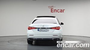 Mercedes-Benz C-Class C200 Avantgarde 2024 года из Южной Кореи