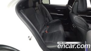 Mercedes-Benz C-Class C200 Avantgarde 2024 года из Южной Кореи