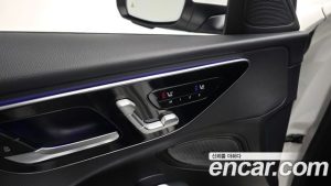 Mercedes-Benz C-Class C200 Avantgarde 2024 года из Южной Кореи