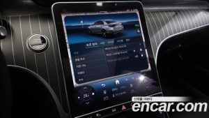 Mercedes-Benz C-Class C200 Avantgarde 2024 года из Южной Кореи
