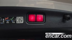 Mercedes-Benz C-Class C200 Avantgarde 2024 года из Южной Кореи