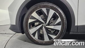 Volkswagen ID.4 PRO 2023 года из Южной Кореи