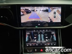 Audi A8 55 TFSI 4WD Premium LWB 2023 года из Южной Кореи