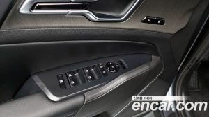 Kia Sportage HEV 1.6 4WD 2025 года из Южной Кореи